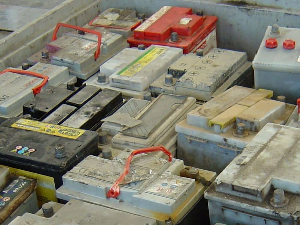 Modificación códigos LER de pilas y baterías