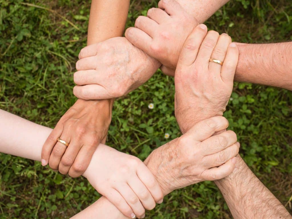 Gracias por uniros a FER. Cada socio, suma