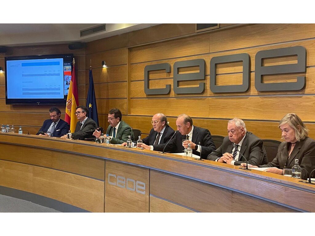 FER asiste a la reunión de la Asamblea General de CONFEMETAL
