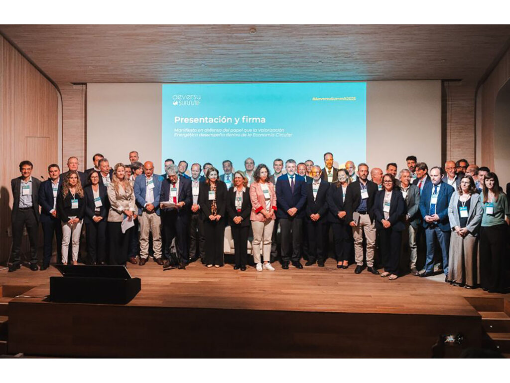 FER asiste al 1st AEVERSU SUMMIT