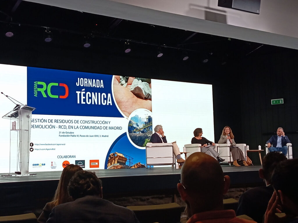 FER asiste a la jornada sobre uso de áridos reciclados organizada por AGESMA